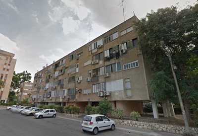 מעפילי אגוז 42 תל אביב